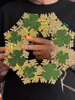 St. Patrick's Glitter Shamrock Wreath - Green & Gold lights up!